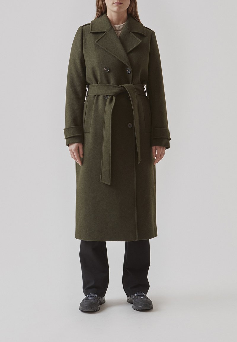 Modström SHAY - Trenchcoat - dark army