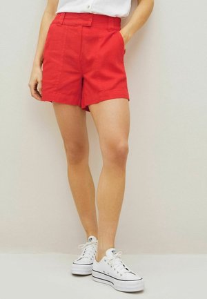 Short - red