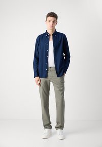 Tommy Hilfiger FLEX SHIRT - Košile - carbon navy