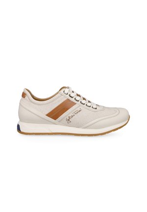 Baskets décontractées beige clair avec des bandes latérales marron, des lacets blancs et une semelle en caoutchouc présentant un petit logo sur le côté.