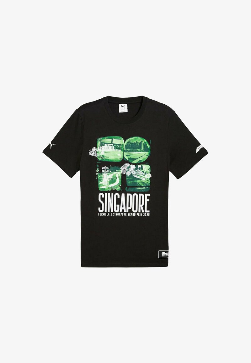 Czarna koszulka Puma z zielonkawymi scenami z Grand Prix Singapuru, samochodami Formuły 1 oraz napisem "SINGAPORE Formula 1 Grand Prix Singapur 2025."