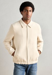 Lindbergh TEXTURED ZIP THROUGHT JACKET - Sommerjakke - off white