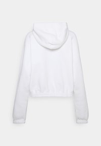 Sudadera corta blanca hecha de una tela suave, con capucha, puños elásticos y cintura elástica. Textura suave, diseño minimalista.