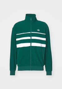 Selected, collegiate green
