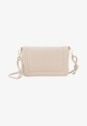 Sac bandoulière rectangulaire en cuir beige avec fermoirs dorés sur une sangle réglable nouée, coutures minimalistes et logo embossé discret sur le devant.