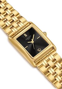 Orologio rettangolare dorato con quadrante nero testurizzato, lancette dorate e design a bracciale intrecciato. Presenta una corona e dettagli con il logo.