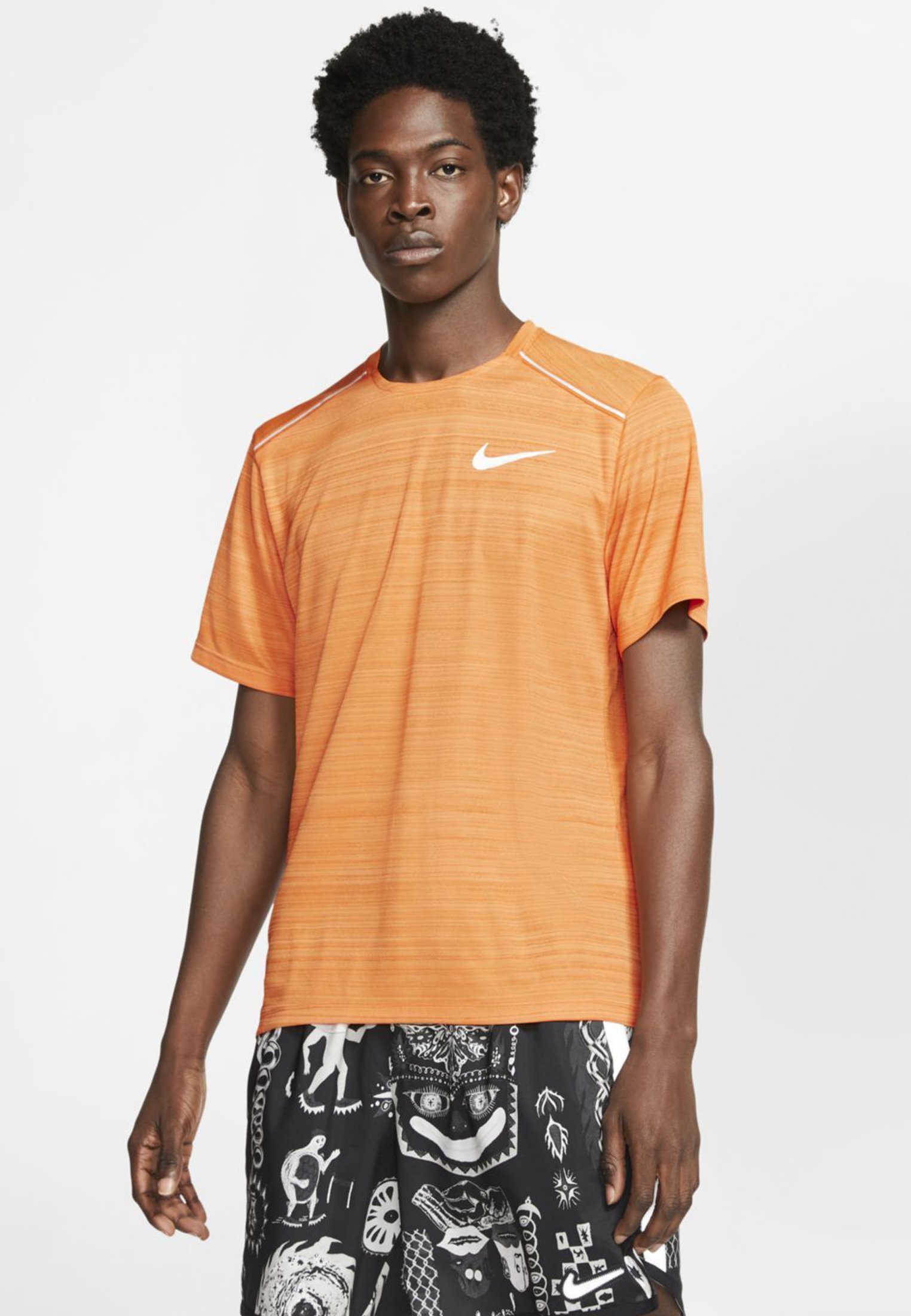 nike performance dry miler