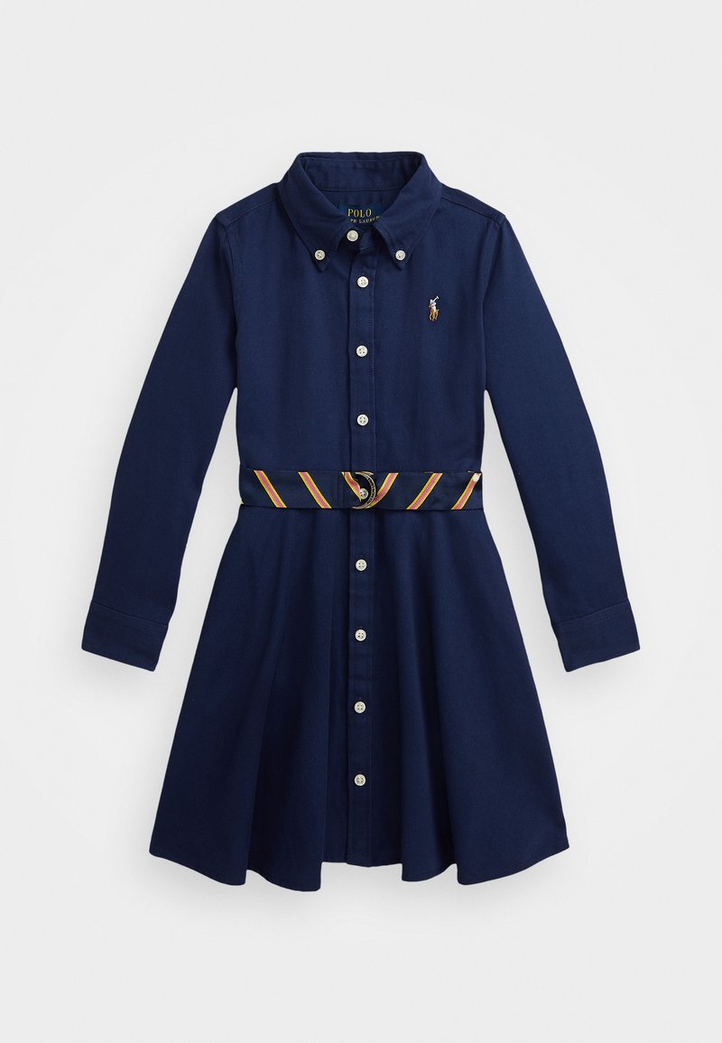 Robe boutonnière bleu marine avec un col, des manches longues et une taille cintrée. Comprend une ceinture rayée multicolore et un discret logo.