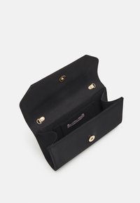 Anna Field Clutch - black