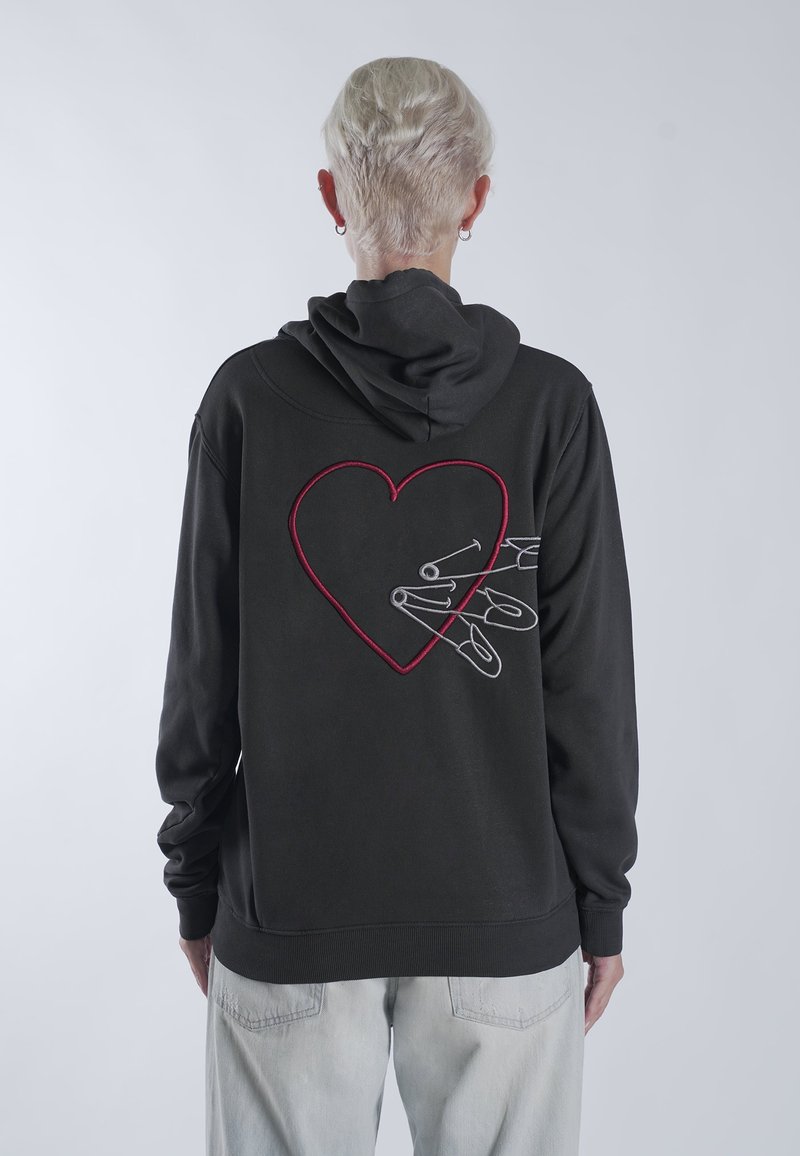Mira Paris PINS BACK EMBROIDERY UNISEX - Pulover s kapuco - black