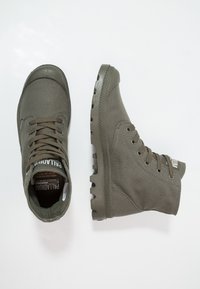 Palladium MONO CHROME - Bottines à lacets - olive night