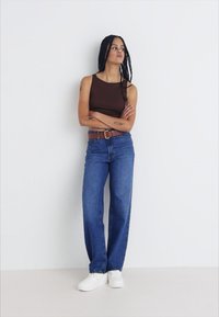 Levi's® Sporta apavi - brilliant white