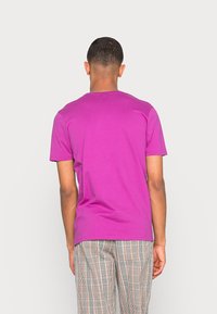 Ellesse MAVOZ - T-shirt básica - purple