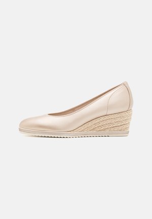 Pumps med kilklack - light gold