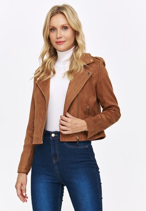 - Kurtka ze skóry ekologicznej