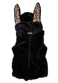 Zwarte nepbont vest met een capuchon, voorzien van panterprint accenten aan de binnenkant van de oren. Rits aan de voorkant en een elastische tailleband voor een stevige pasvorm.