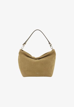 Wildleder-Handtasche in gedämpfter Tan-Farbe mit geschwungener Form. Verfügt über einen einzelnen Schulterriemen und einfache Metallverschlüsse.