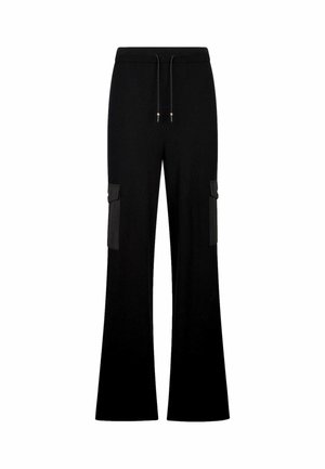 Pantaloni cargo neri con un design a gamba larga, realizzati in tessuto morbido, dotati di due tasche laterali e vita regolabile con cordoncino.
