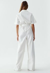 CALLI HARRIOT  - Overal - white