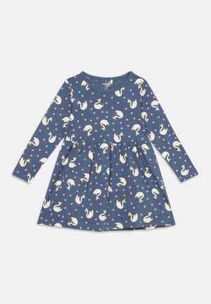 Name it, NMFVILISA DRESS - Трикотажна рокля - vintage indigo