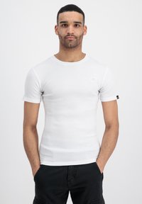X FIT  - T-shirt basique - white