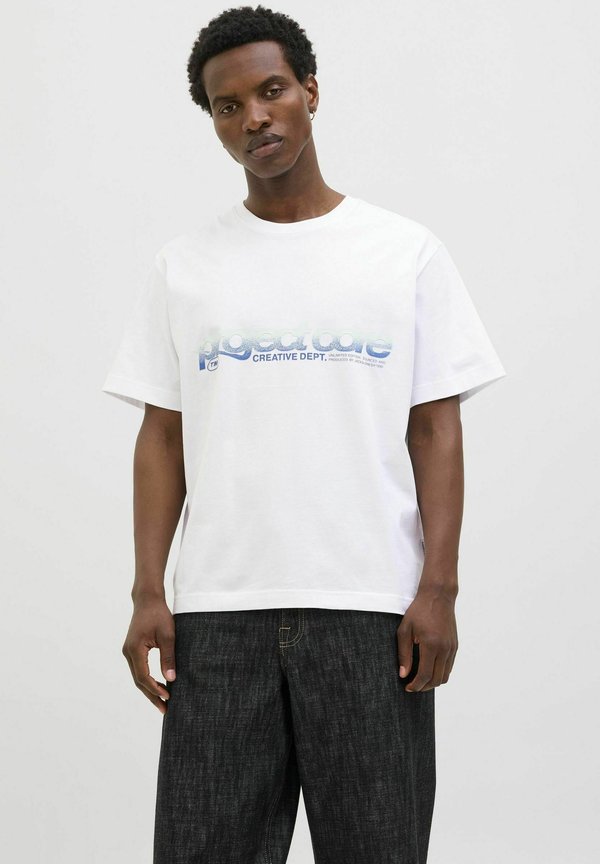 RUNDHALSAUSSCHNITT - T-Shirt print