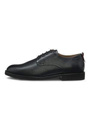 Smart lace-ups - black one