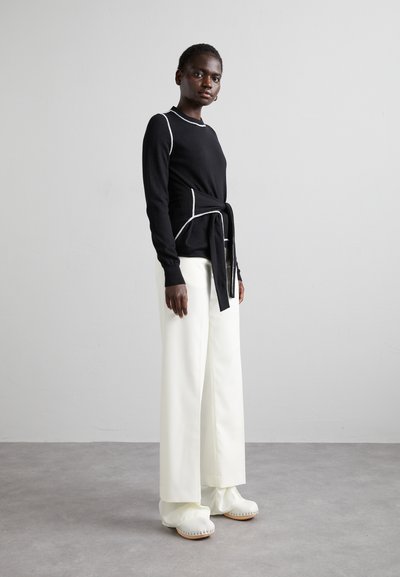 MM6 Maison Margiela - Spodnie materiałowe