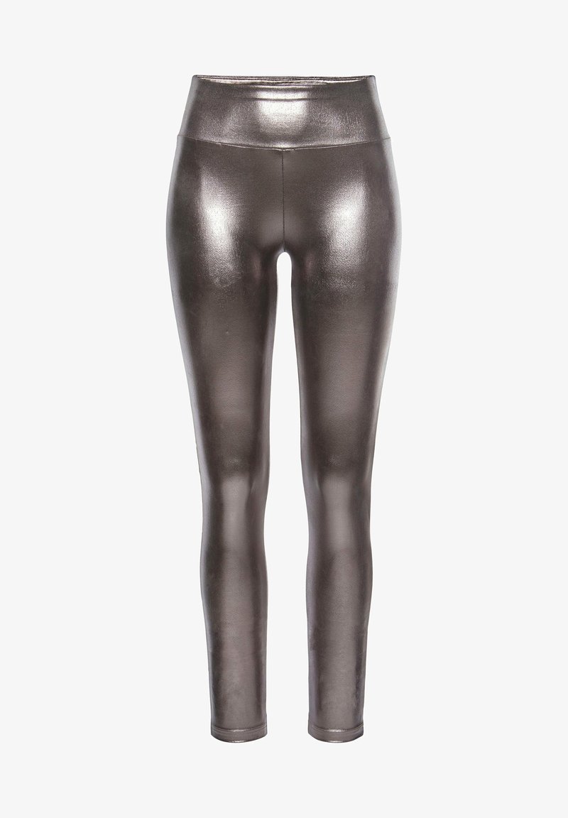Kovově šedé legíny s vysokým pasem, těsným střihem a hladkým, lesklým povrchem. Žádné viditelné švy nebo vzory.