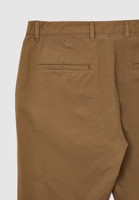 Calliope Chino - marrone