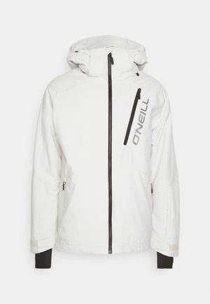 Weiße wasserdichte Jacke mit Kapuze, ausgestattet mit schwarzen Reißverschlüssen und Akzenten, Logo auf der Vorderseite und kontrastierenden schwarzen Bündchen.