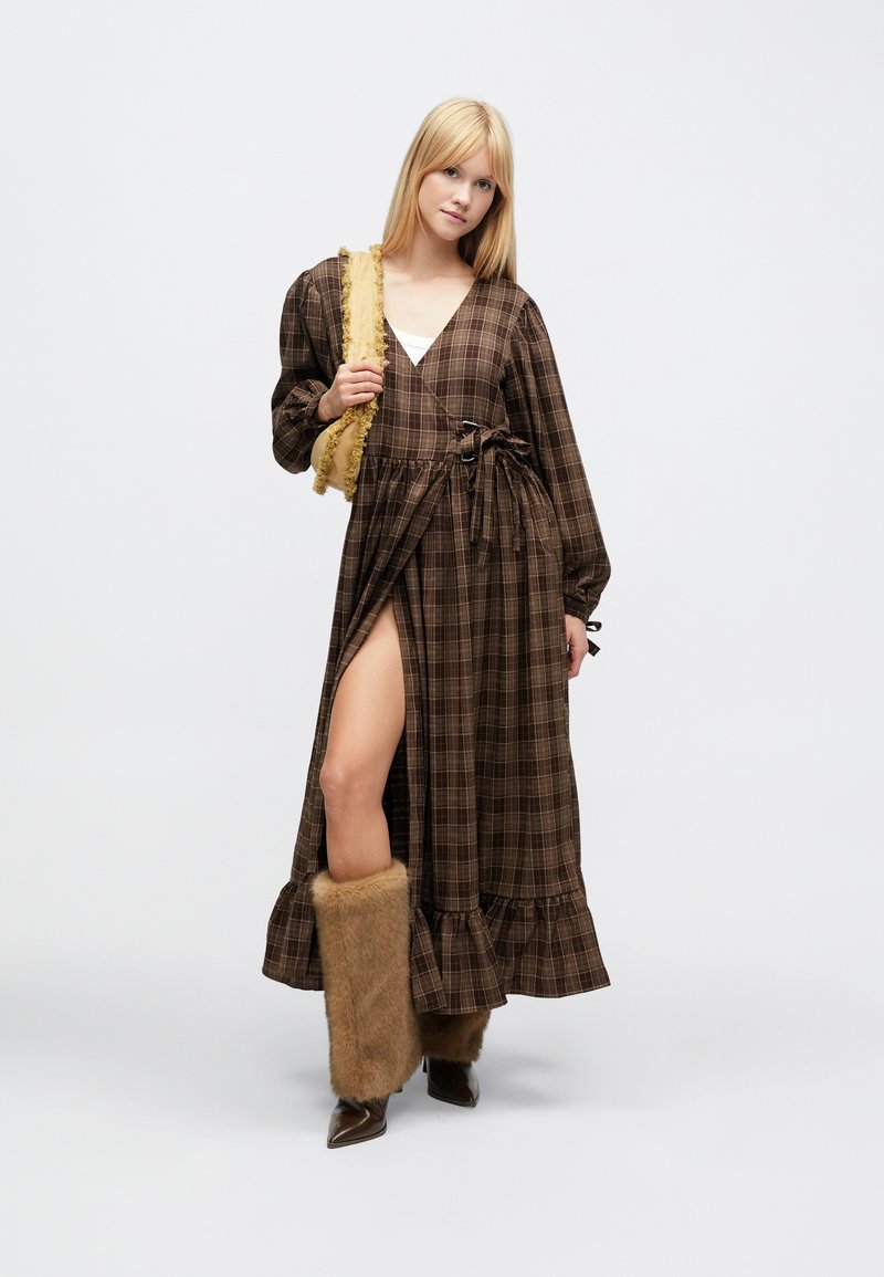 crochet dress brown Cashmere Crochet Dress with Slip Sand Pink – Rhoan