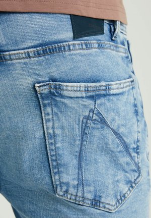 CHASIN' EGO.S CRAWFORD - Shorts di jeans - light blue