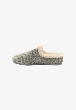 Grijze textuurslipper met een pluizige beige voering en een zachte stoffen bovenkant. Heeft een ronde neus en platte zool voor comfort en warmte.