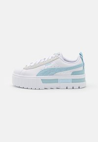 Unselected, white/icy blue