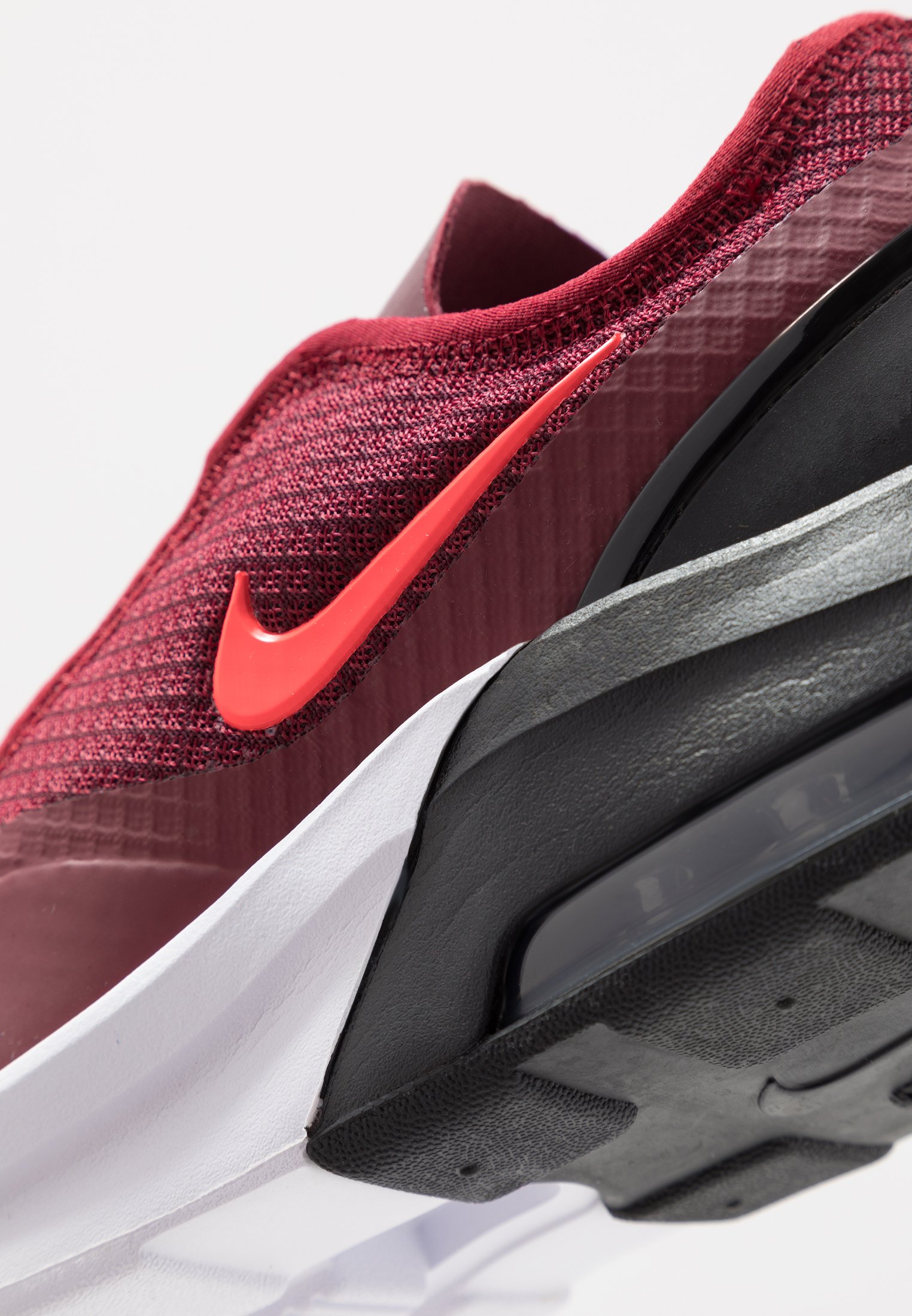 nike air max motion 2 burgundy