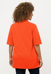 Ulla Popken MANCHES COURTES - Polotričko - orange