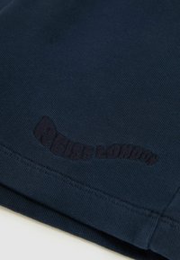 Reiss REISS PERRY COTTON BRAND-EMBROIDERED SHORTS - Träningsbyxor - washed navy