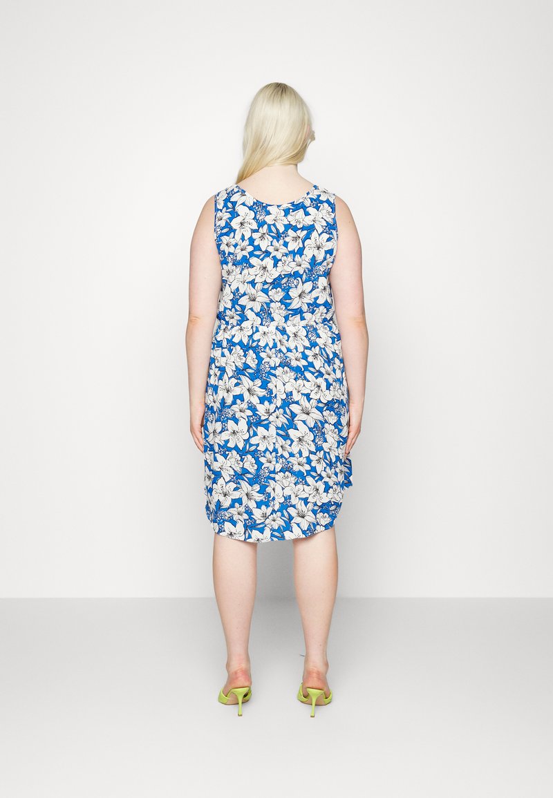 Damen Freizeitkleider | ONLY Curve ONCFREDERIKKE SARAH DRESS Freizeitkleid cloud dancer/surf the web/offwhite - OG10070 Damen Freizeitkleider | ONLY Curve ONCFREDERIKKE SARAH DRESS Freizeitkleid cloud dancer/surf the web/offwhite - OG10070