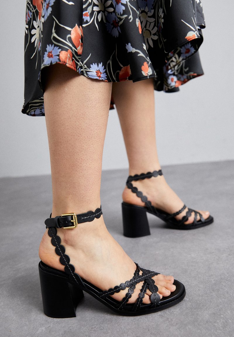 See by Chloé Sandalen zwart