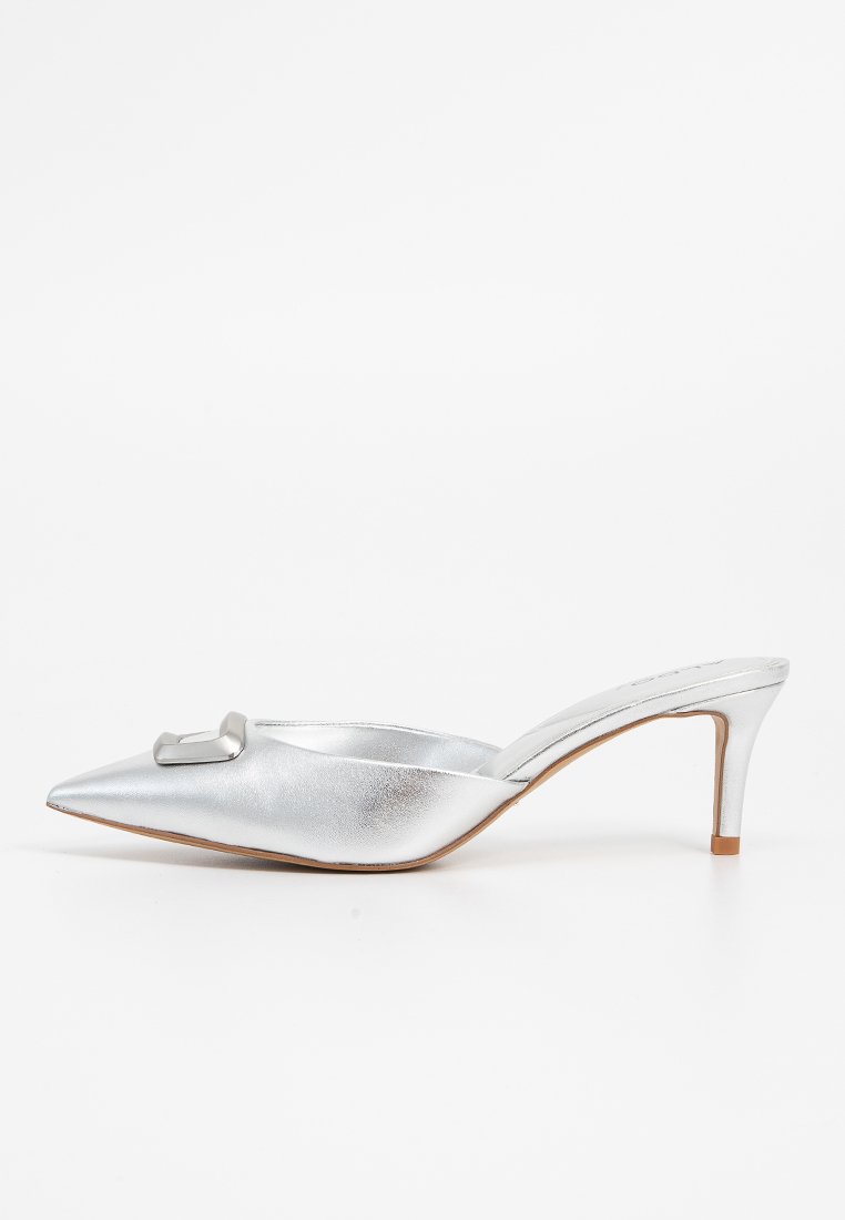 ALDO Muiltjes met hak zilverkleurig ALDO Muiltjes met hak zilverkleurig