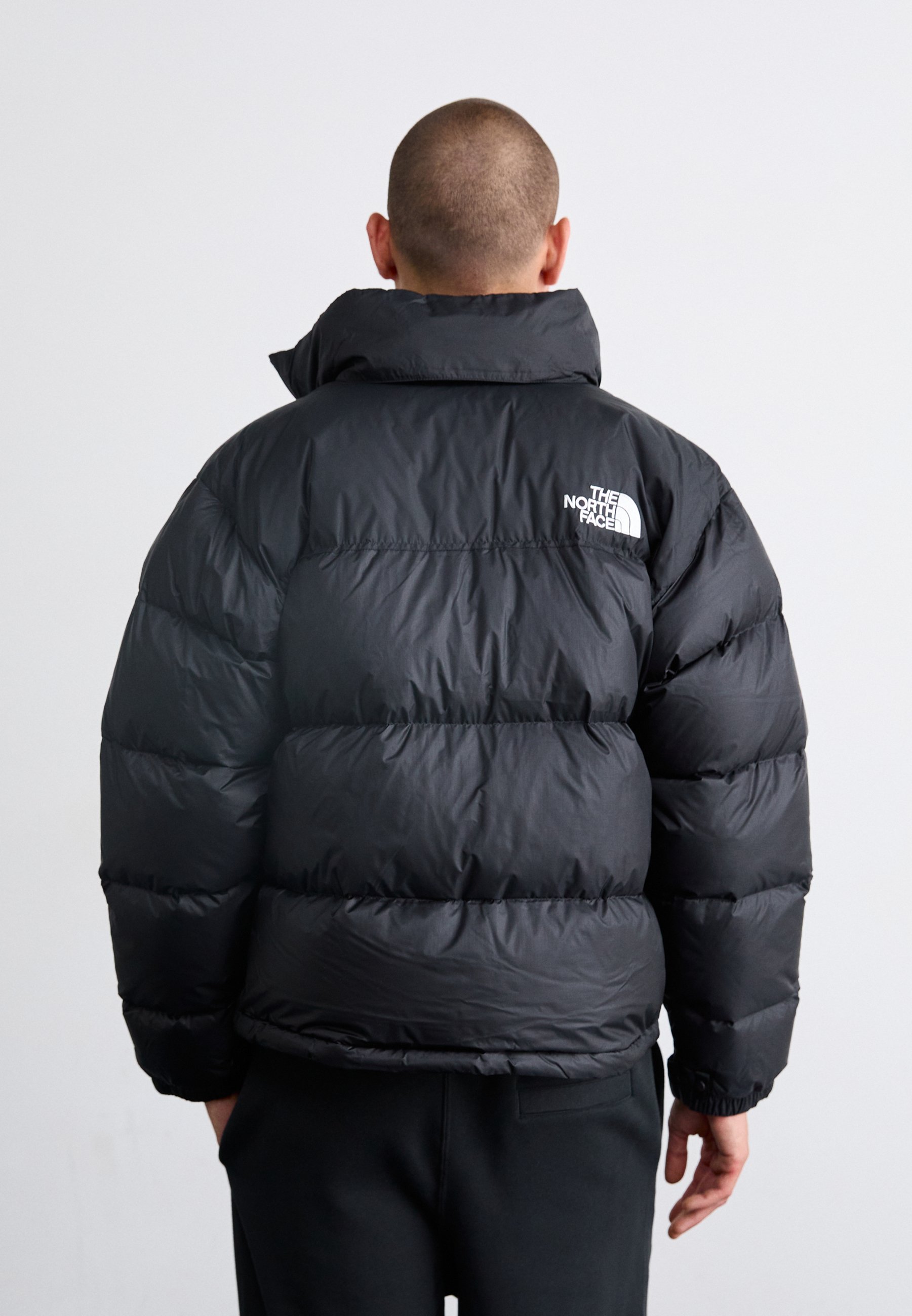 The North Face RETRO NUPTSE JACKET - Down jacket - black - Zalando