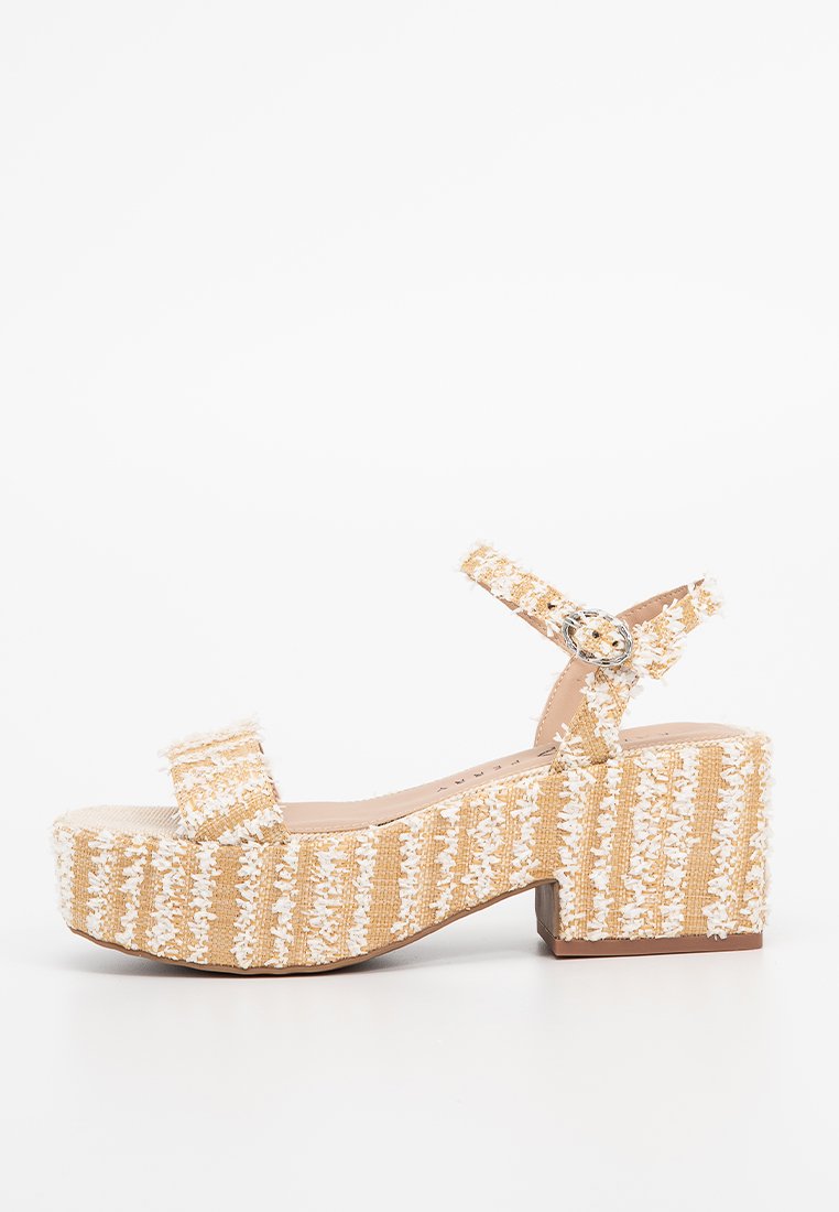 Katy Perry Sandalen met plateauzool wit Katy Perry Sandalen met plateauzool wit