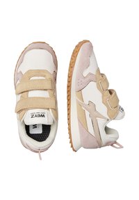 Sneakers beige e bianchi con bande in Velcro, dettagli in suede testurizzato, suola in gomma e tomaia in rete. Presentano il logo sulla linguetta.