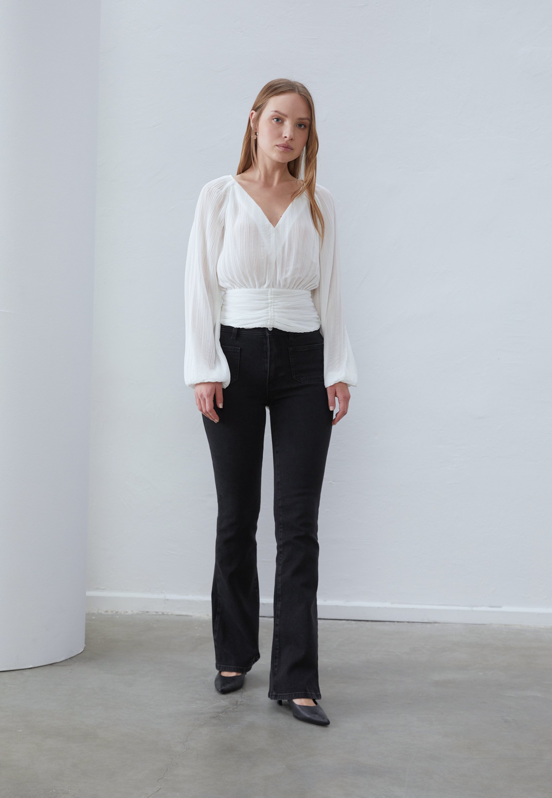 売れ筋商品|||アンナ フィールド シャツ レディース トップス CROPPED PLISSE TUNIC - Blouse - offwhite Anna Field CROPPED PLISSE TUNIC - Blouse - offwhite/off