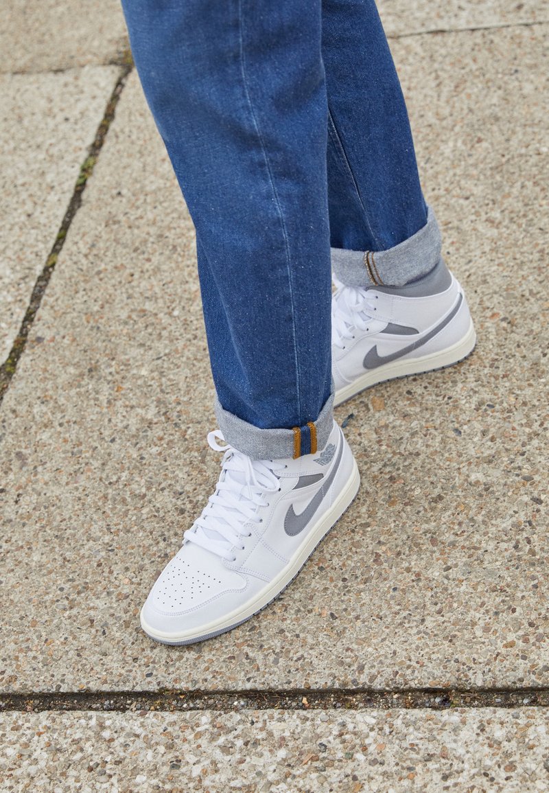 Jordan aj1 white Clearance