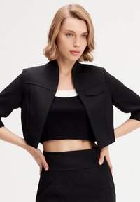 Non sélectionné, noir