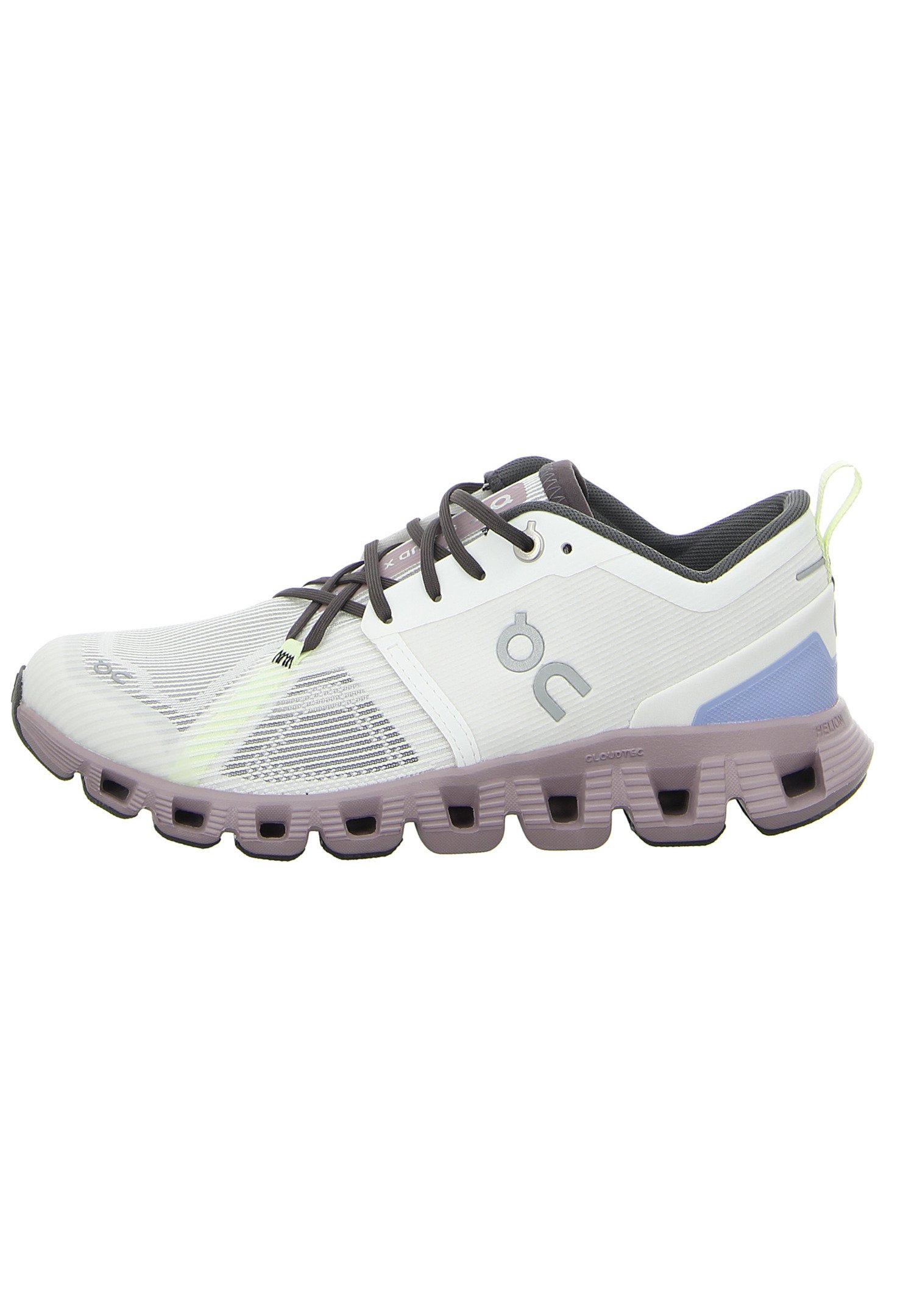 white on cloud running shoes