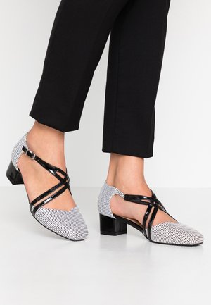 COREY - Classic heels - black/white