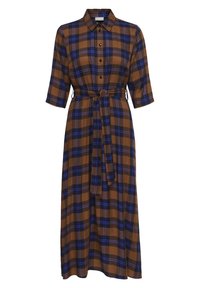 Vestito camicia a quadretti marrone con accenti blu, maniche corte, davanti con bottoni e cintura abbinata in vita. Design fluido di lunghezza media.